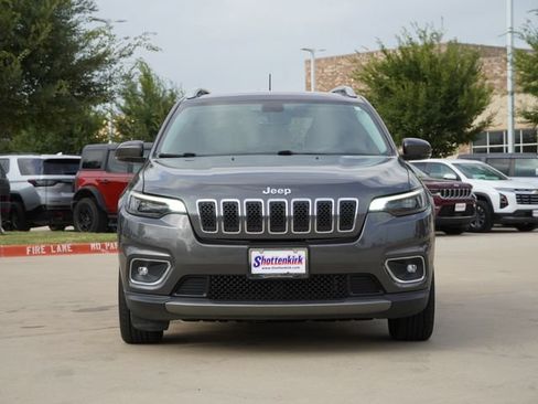 Used 2019 Jeep Cherokee Limited FWD image 2