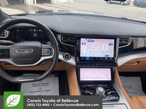 Used 2023 Jeep Grand Wagoneer L Series III w/ Rear Seat Video Group 1 image 12