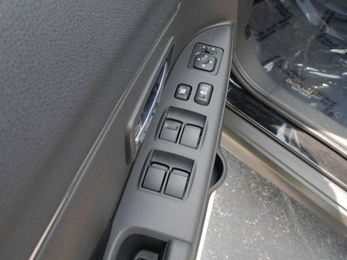 Used 2025 Mitsubishi Outlander Sport ES AWD/4WD image 19