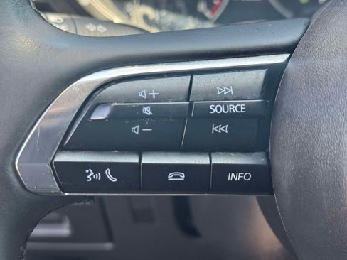 Used 2024 MAZDA MAZDA3 s FWD image 19
