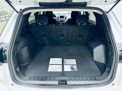 Used 2020 Chevrolet Equinox LS w/ LS Convenience Package image 28