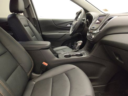 Used 2024 Chevrolet Equinox LT image 21