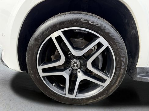 Used 2018 Mercedes-Benz GLS 550 GLS 550 w/ Driver Assistance Package image 19