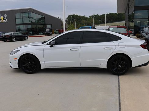 Used 2021 Hyundai Sonata SEL Plus w/ Tech Package image 2