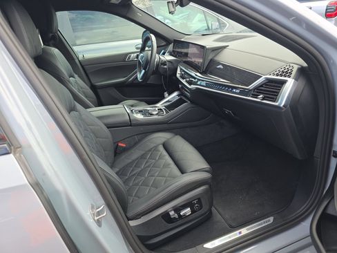 Used 2025 BMW X6 xDrive40i AWD/4WD image 8