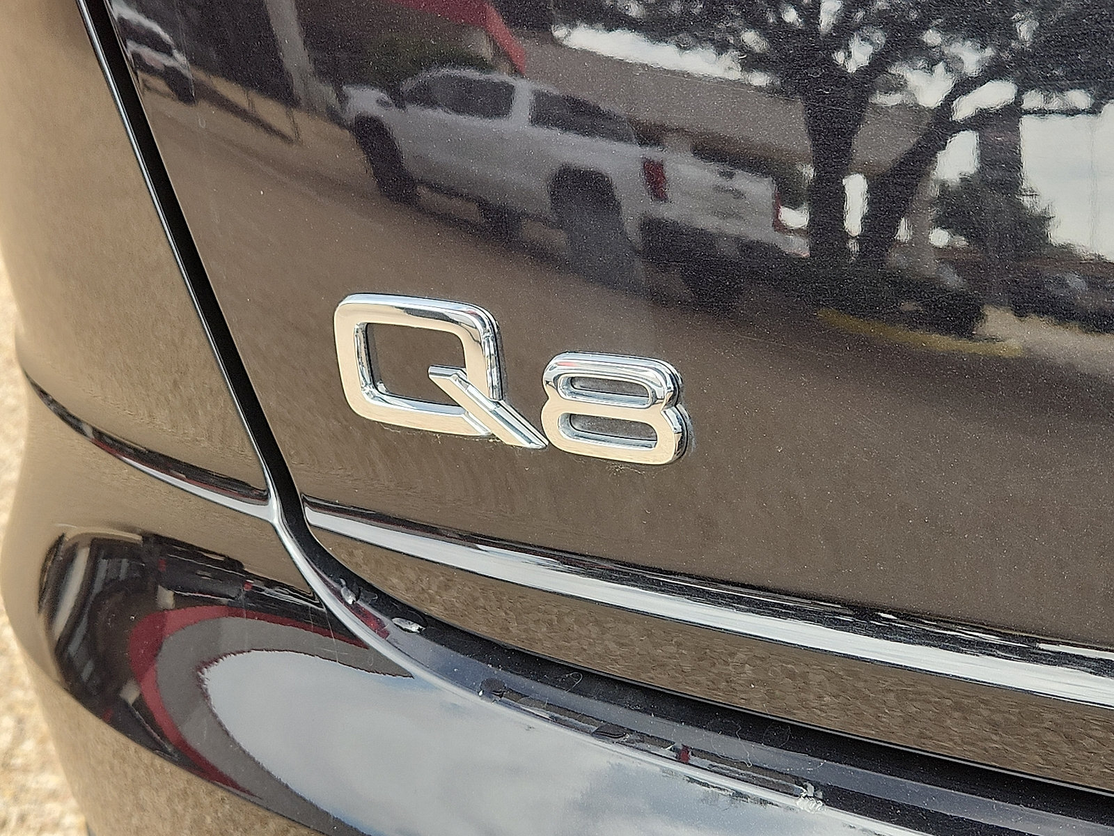 Used 2019 Audi Q8 Premium Plus w/ Premium Plus AWD/4WD image 9