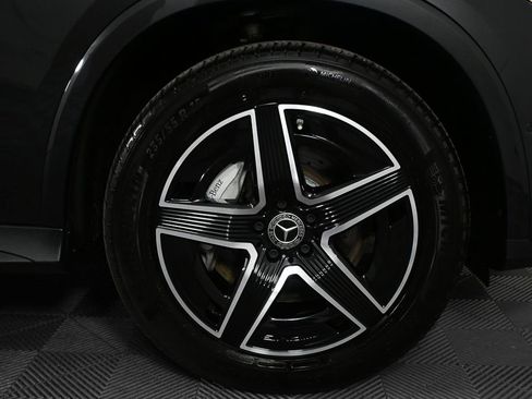 Certified 2025 Mercedes-Benz GLC 300 4MATIC image 36