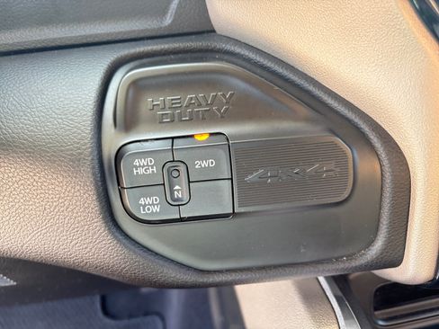 Used 2021 RAM 2500 Laramie AWD/4WD image 20