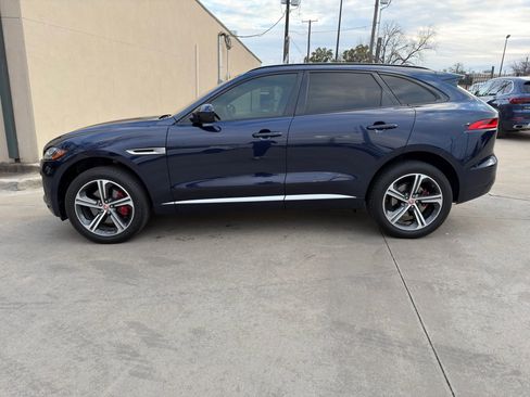 Used 2017 Jaguar F-PACE S image 2