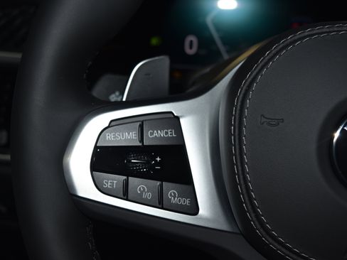 New 2026 BMW X5 xDrive40i w/ Executive Package image 8