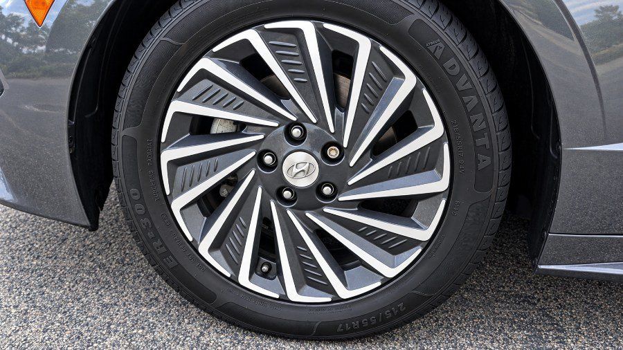 Used 2023 Hyundai Sonata SEL FWD image 17