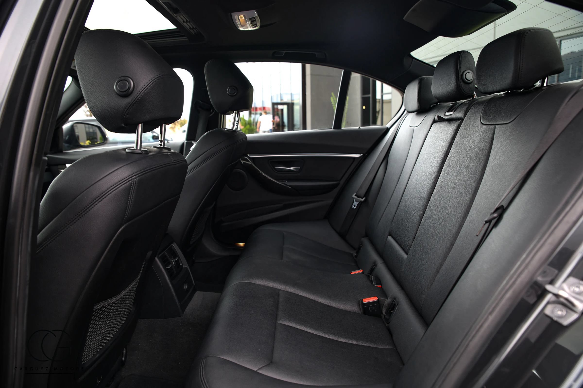 Used 2017 BMW 330i Sedan RWD image 27