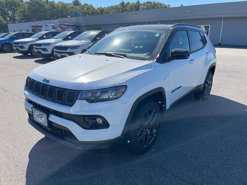 New 2026 Jeep Compass Limited image 3