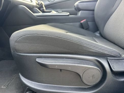 Used 2024 Kia Sportage LX FWD image 13