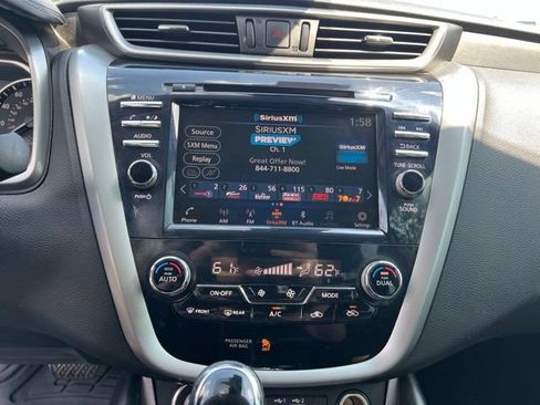 Used 2021 Nissan Murano SV FWD image 16