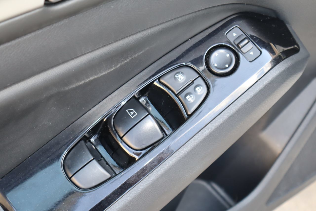 Used 2024 Nissan Altima 2.5 SR FWD image 20
