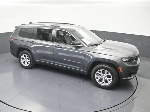 Used 2022 Jeep Grand Cherokee L Limited RWD image 56