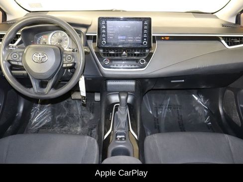 Used 2020 Toyota Corolla LE FWD image 13