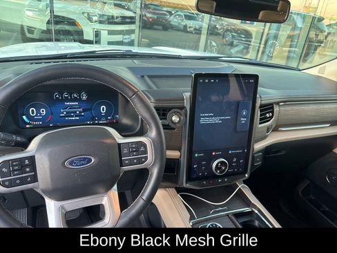 Used 2024 Ford Expedition Limited AWD/4WD image 12