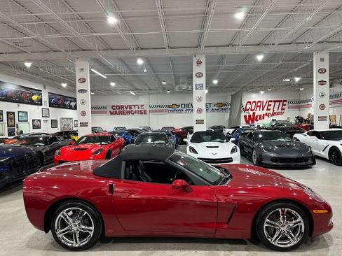 Used 2012 Chevrolet Corvette Convertible RWD image 5