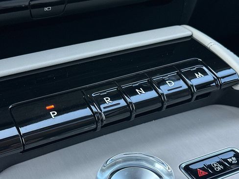 New 2026 Lincoln Navigator L Reserve AWD/4WD image 22
