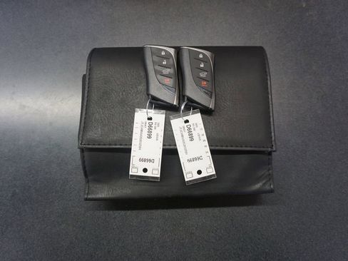 Used 2025 Lexus RX 350 Premium w/ Accessory Package (Z1) image 20