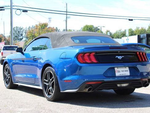 Used 2018 Ford Mustang Premium image 5