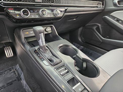 Used 2025 Honda Civic Sport image 23