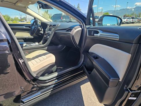 Used 2019 Ford Fusion S FWD image 12