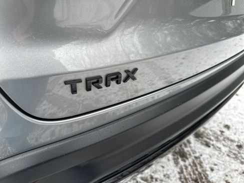 Certified 2024 Chevrolet Trax RS w/ Driver Confidence Package image 25