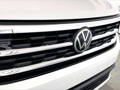 Used 2021 Volkswagen Atlas Cross Sport SEL R-Line image 23