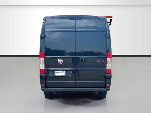 Used 2023 RAM ProMaster 2500 FWD image 6