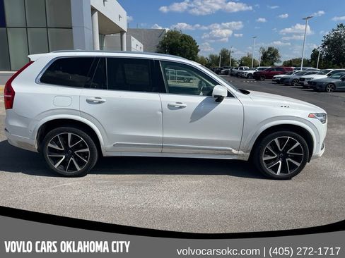 Certified 2024 Volvo XC90 B5 Plus w/ Protection Package Premier AWD/4WD image 4