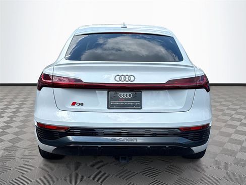 Certified 2024 Audi Q8 e-tron Premium Plus w/ Premium Plus Package AWD/4WD image 6