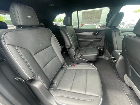 New 2026 Buick Enclave Sport Touring w/ Power Package FWD image 27