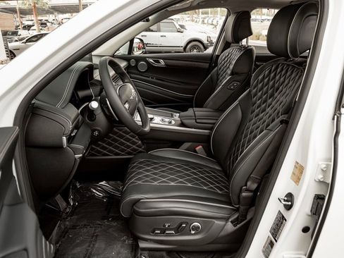 Used 2024 Genesis GV80 3.5T w/ Prestige Package image 13