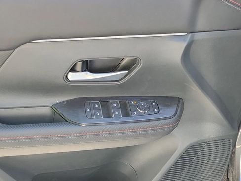 New 2026 Nissan Kicks SR w/ Cold Weather Package image 20