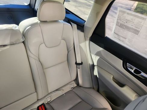 New 2026 Volvo XC60 T8 Ultra w/ Protection Package Premier image 15