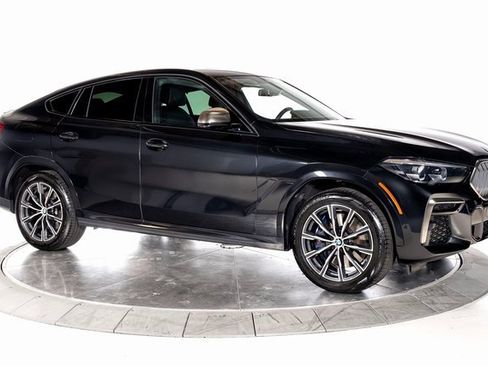 Used 2023 BMW X6 M50i w/ Parking Assistance Package image 8
