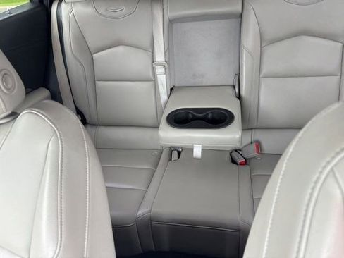 Used 2019 Cadillac XT4 Luxury w/ Cold Weather Package FWD image 29