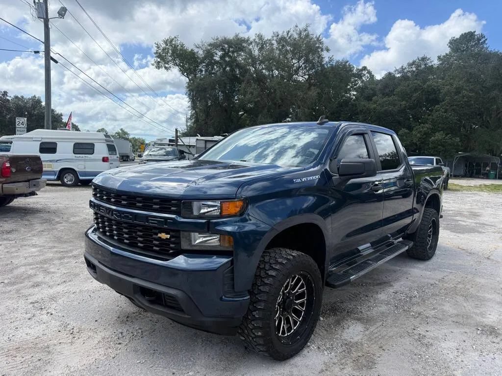 Used 2022 Chevrolet Silverado 1500 Custom AWD/4WD image 1
