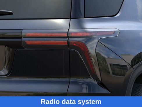 New 2026 Chevrolet Traverse LT image 12