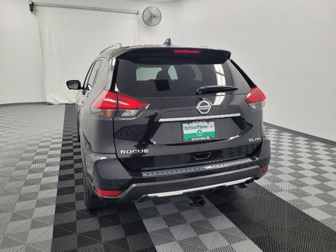 Used 2017 Nissan Rogue SL w/ SL Premium Package AWD/4WD image 6