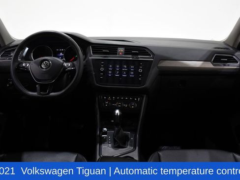 Used 2021 Volkswagen Tiguan SE image 7
