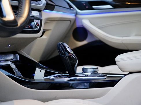 Used 2021 BMW X3 sDrive30i w/ Executive Package image 12