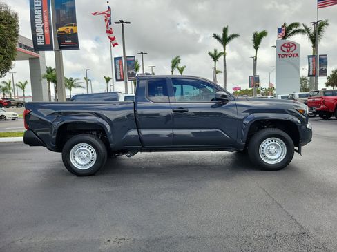 Used 2025 Toyota Tacoma SR w/ Towing Package image 13