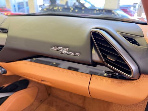 Used 2016 Ferrari 488 Spider image 33