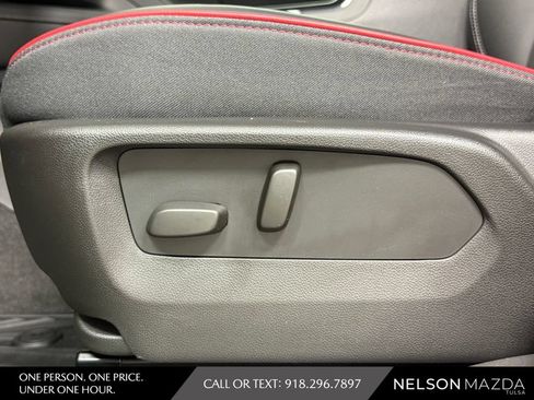 Used 2023 Buick Envision Essence w/ Sport Touring Package AWD/4WD image 16