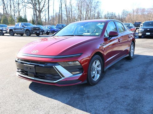 Certified 2025 Hyundai Sonata SE image 3