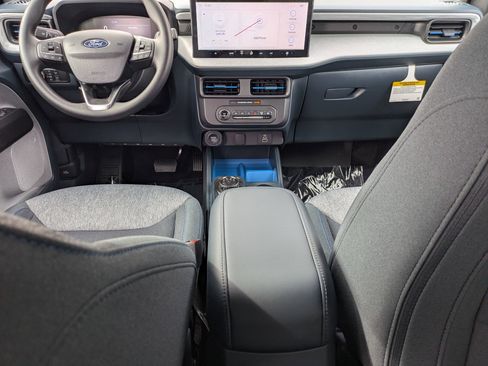 New 2026 Ford Maverick XLT AWD/4WD image 25